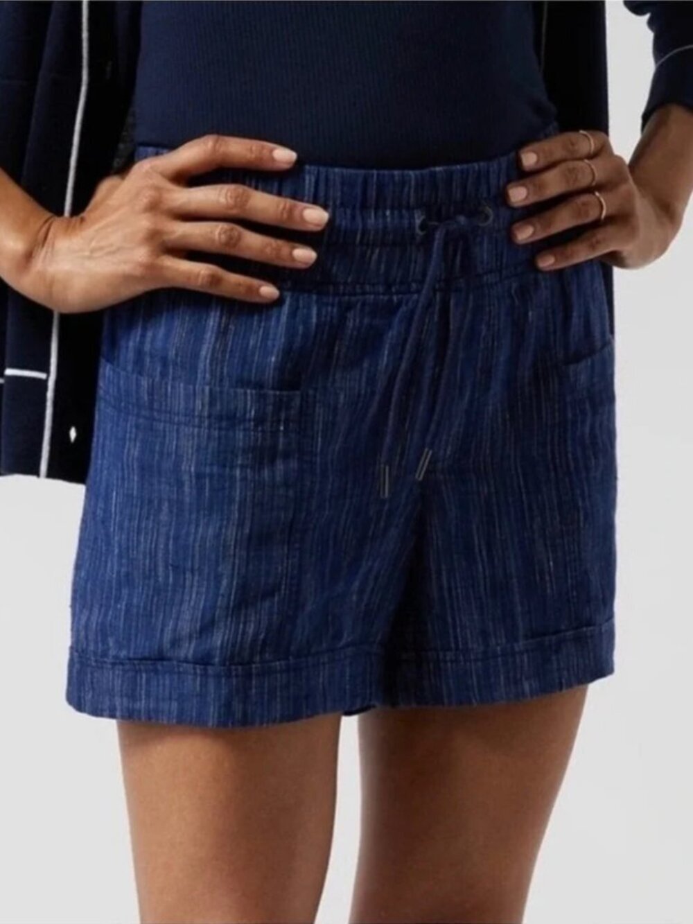 Athleta Cabo Blue Striped Elastic Waist Linen Textured 4" Shorts Size 14